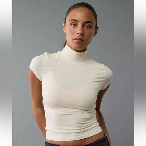 AE M Cream Cropped Soft & Sexy Mock Neck Short Sleeve Jersey T-Shirt - Picture 6 of 13